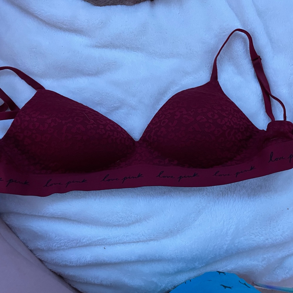 Very cute basic bra.
